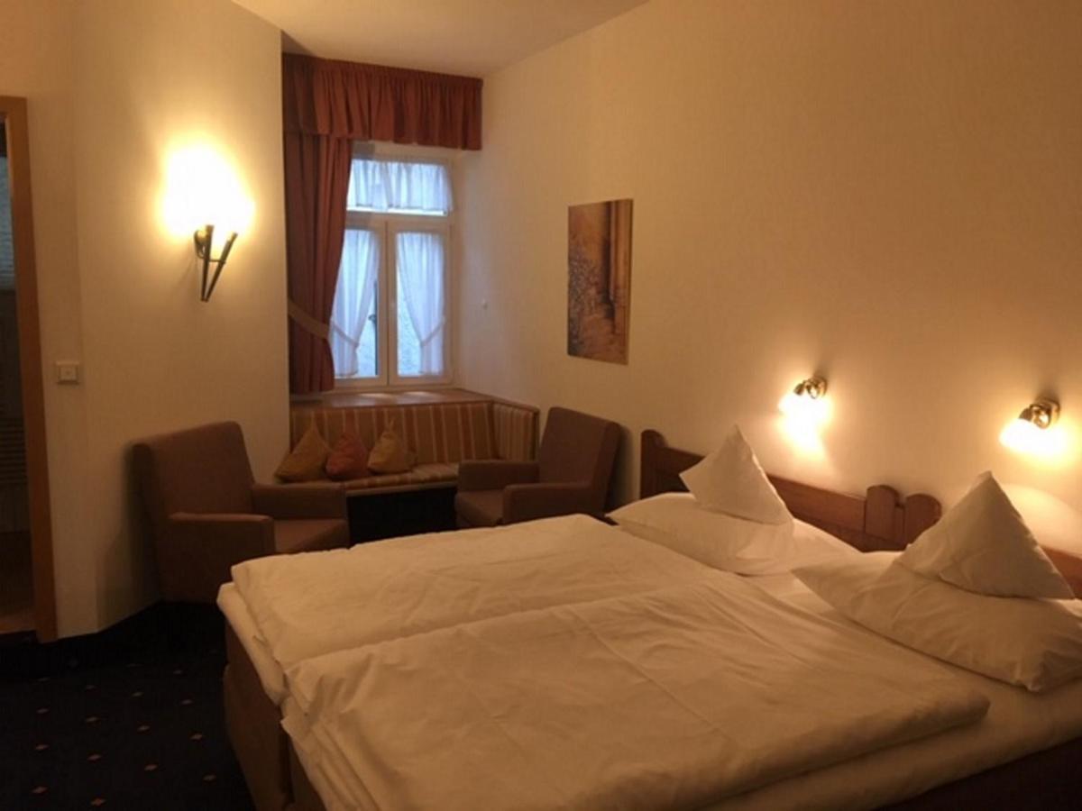 Akzent Hotel Berg'S Alte Bauernschaenke- Wellness Und Wein Rüdesheim am Rhein Exteriör bild