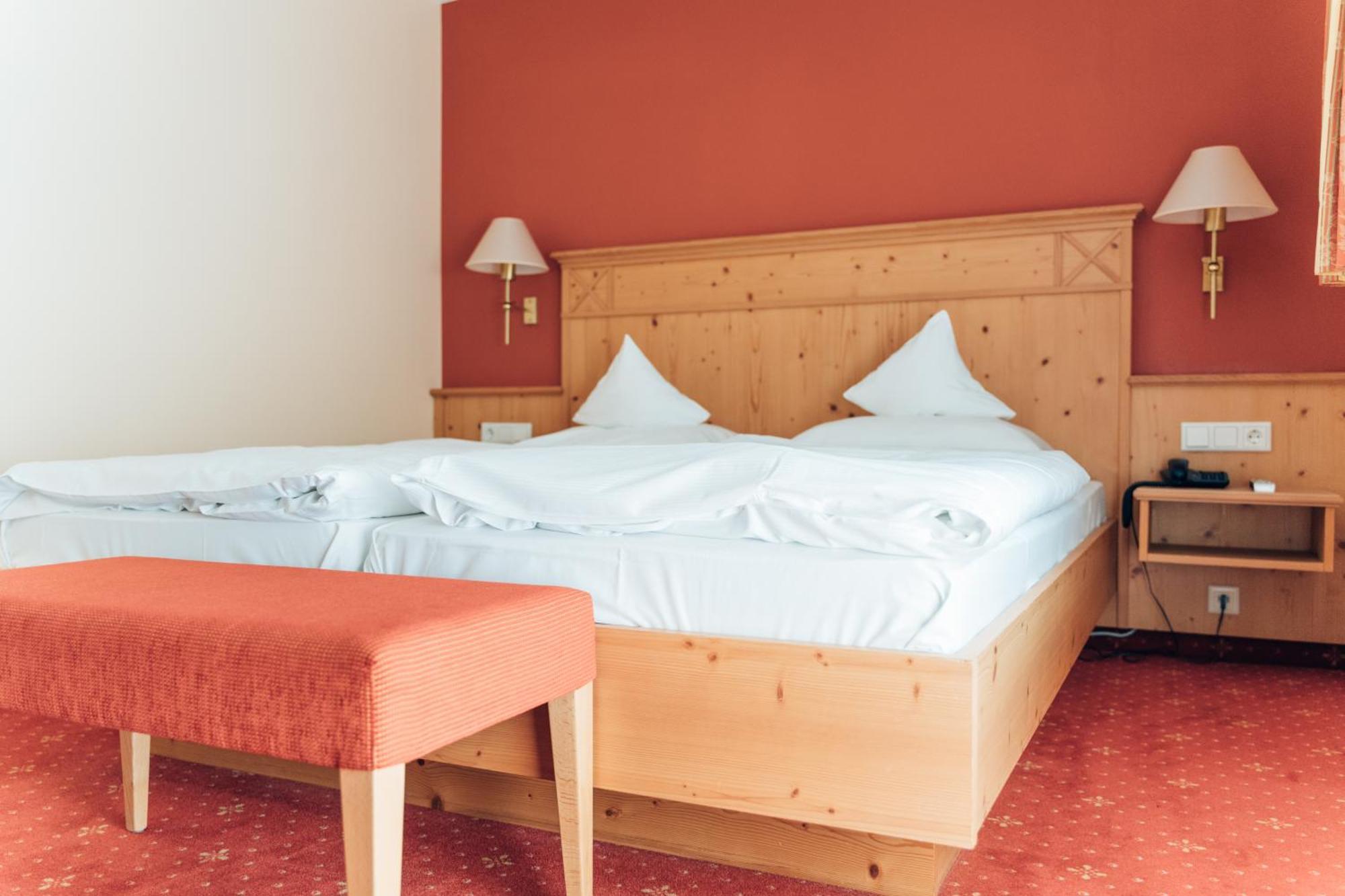 Akzent Hotel Berg'S Alte Bauernschaenke- Wellness Und Wein Rüdesheim am Rhein Exteriör bild