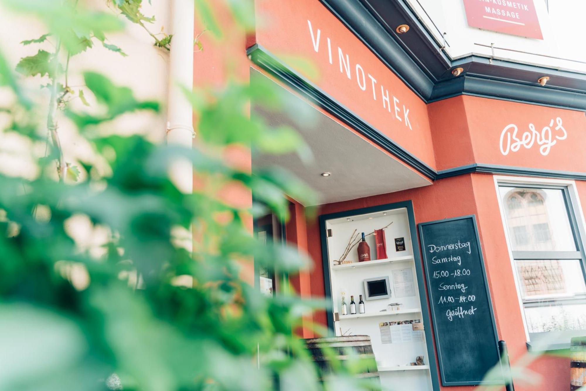 Akzent Hotel Berg'S Alte Bauernschaenke- Wellness Und Wein Rüdesheim am Rhein Exteriör bild