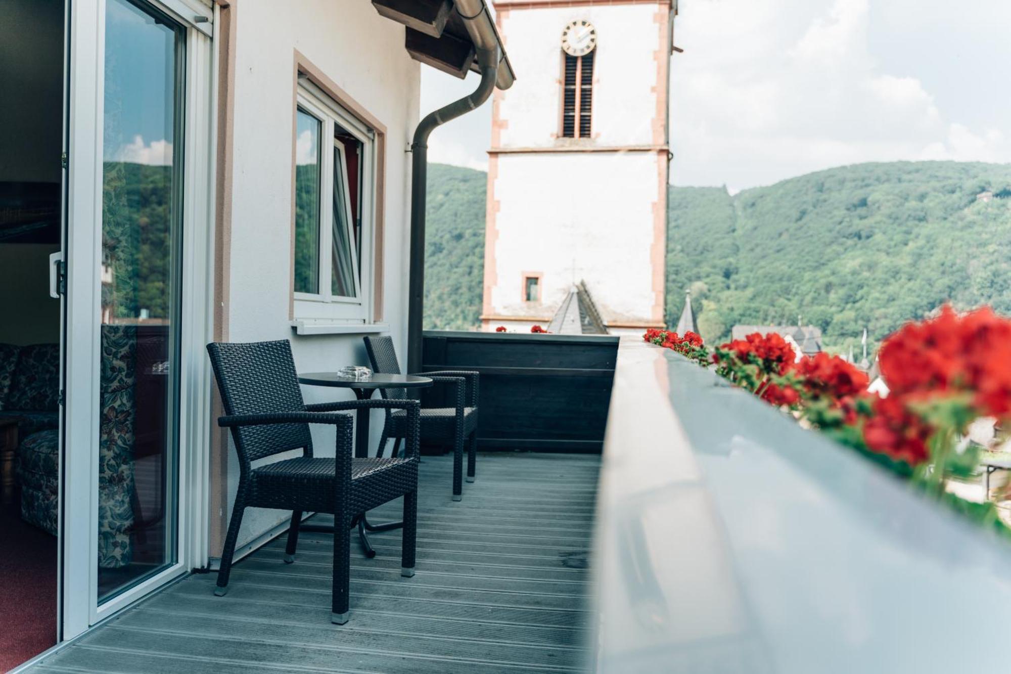 Akzent Hotel Berg'S Alte Bauernschaenke- Wellness Und Wein Rüdesheim am Rhein Exteriör bild