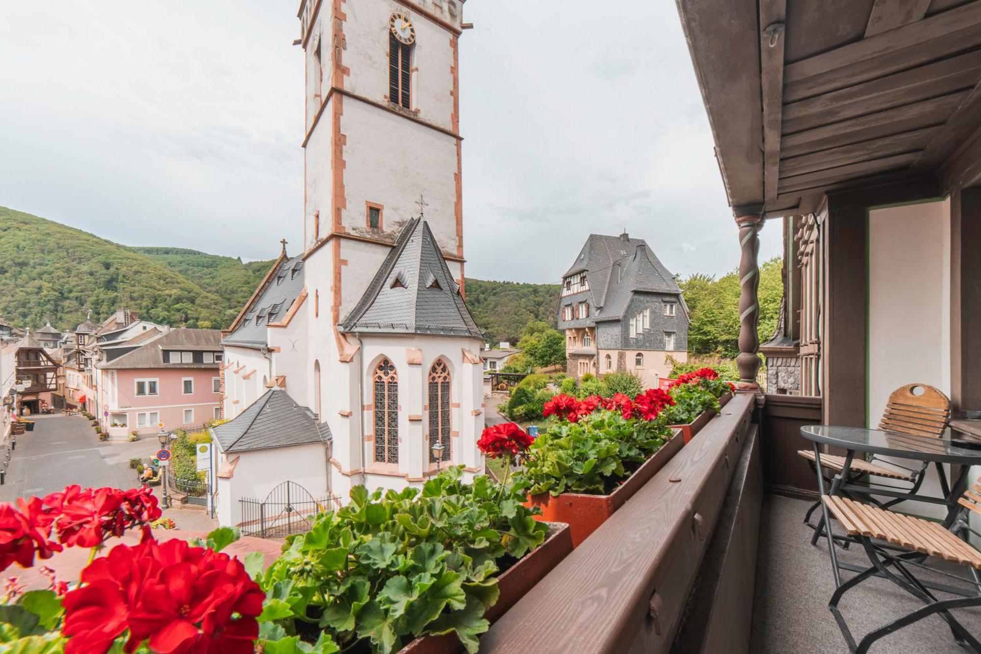 Akzent Hotel Berg'S Alte Bauernschaenke- Wellness Und Wein Rüdesheim am Rhein Exteriör bild